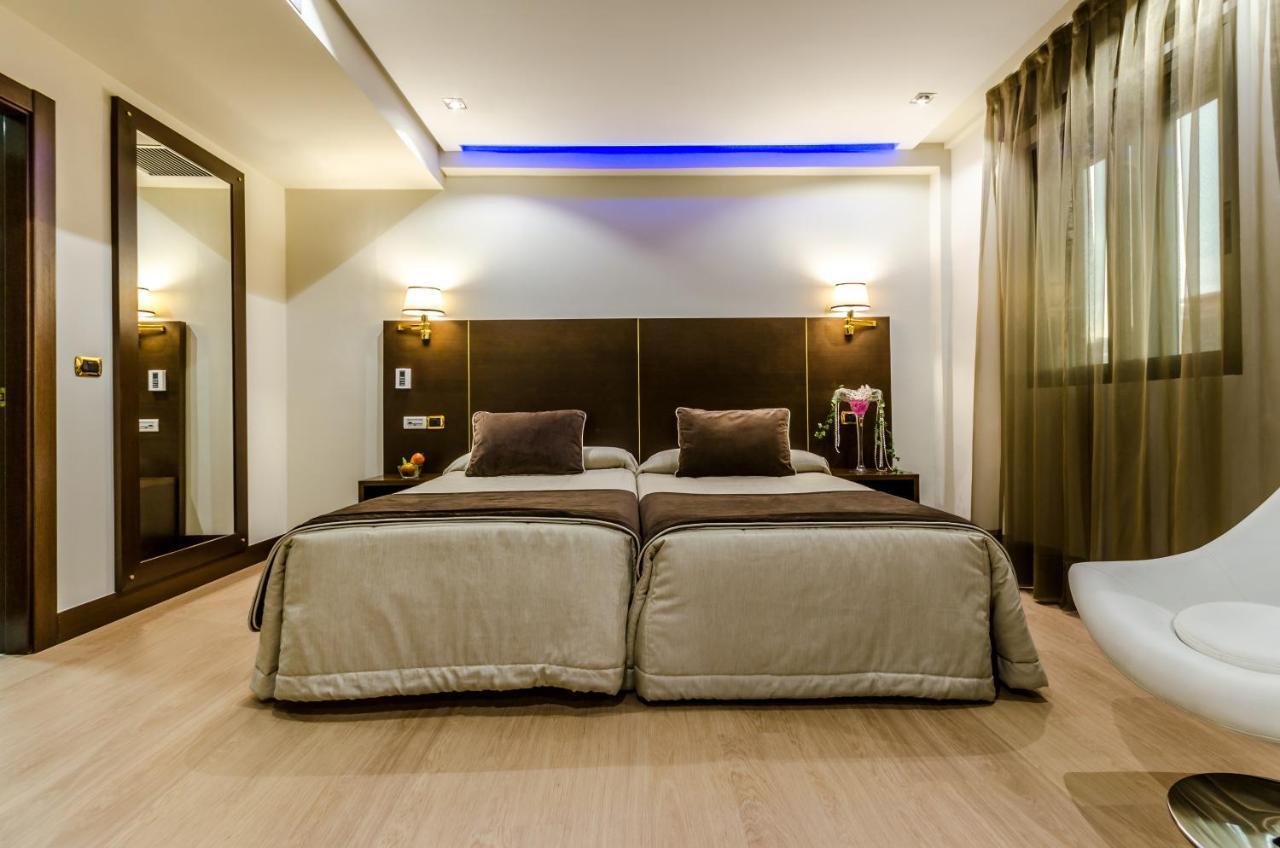 Hotel Princess Ουρένσε Δωμάτιο φωτογραφία