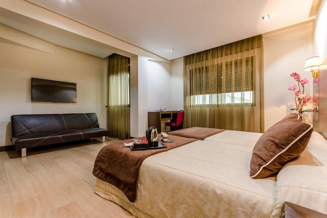 Hotel Princess Ουρένσε Εξωτερικό φωτογραφία