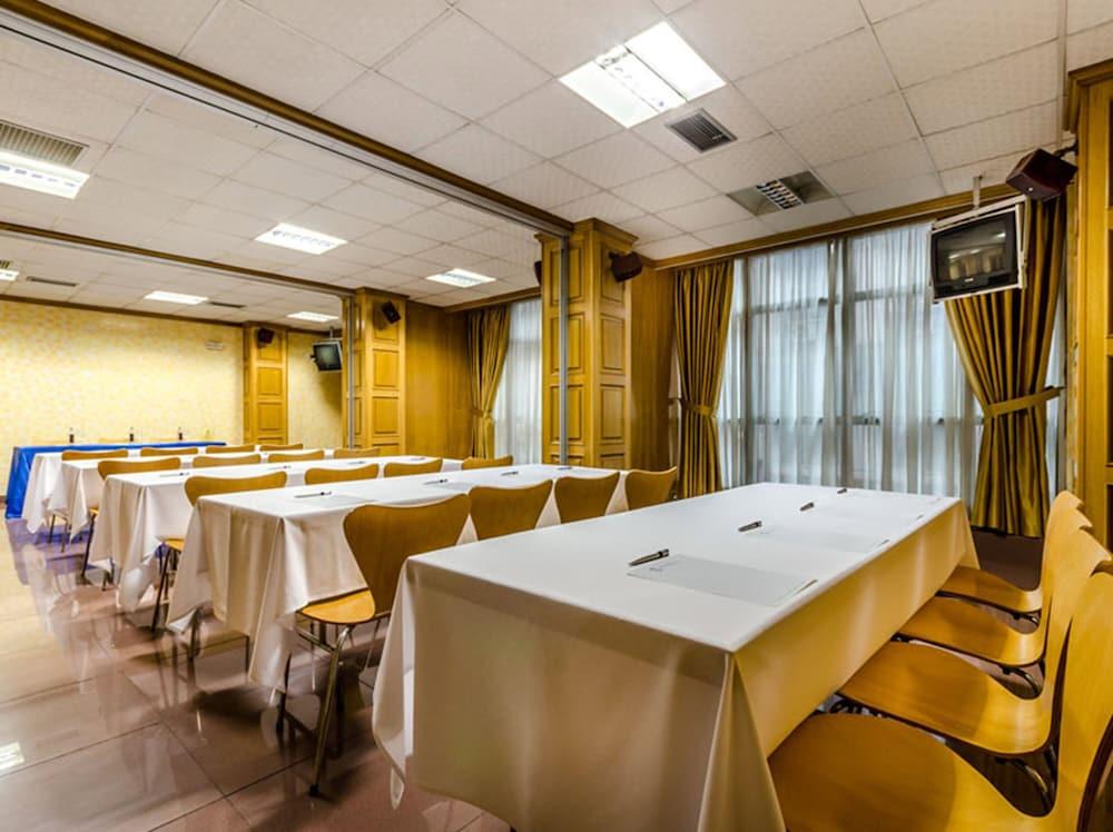 Hotel Princess Ουρένσε Εξωτερικό φωτογραφία