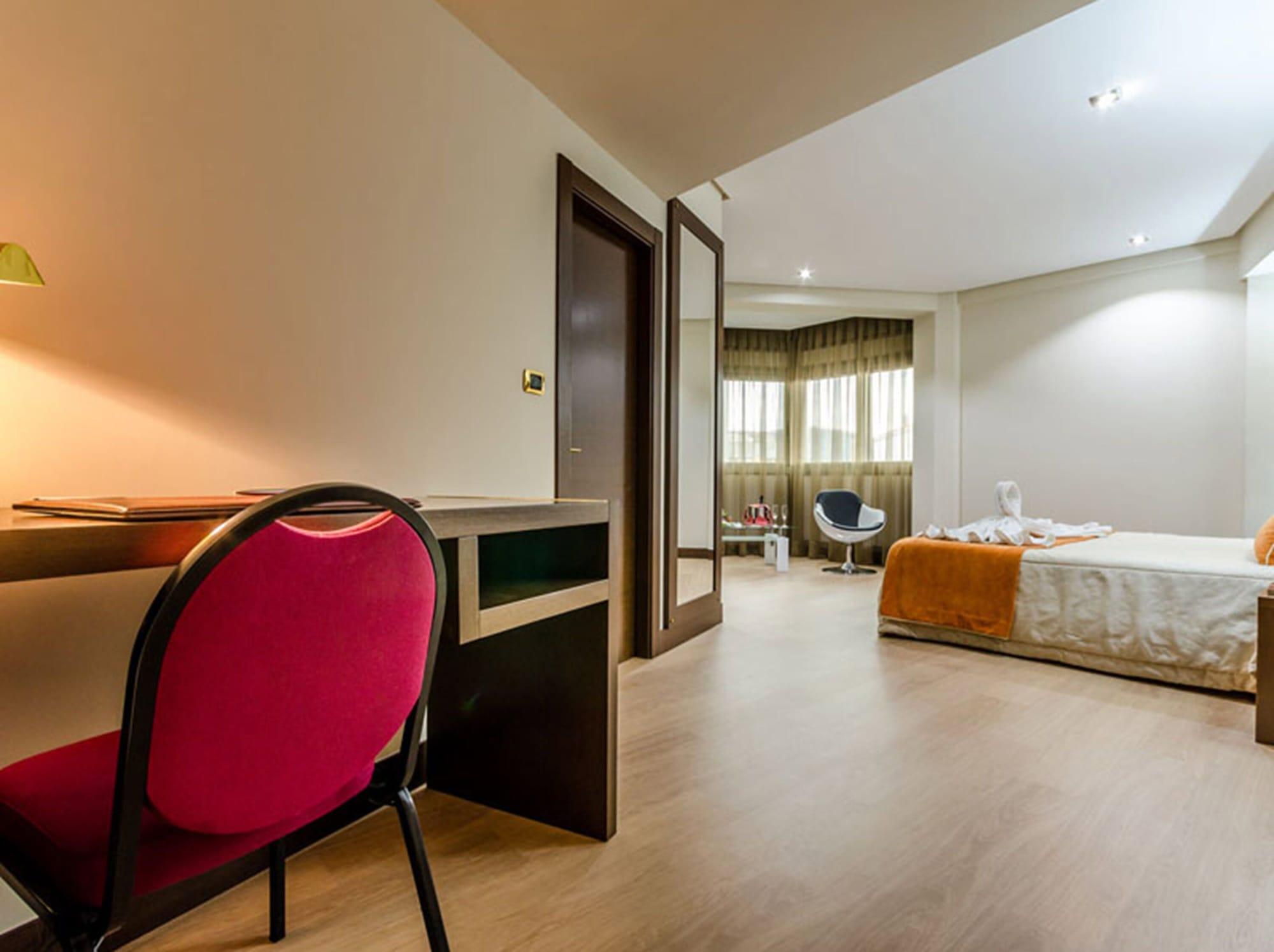 Hotel Princess Ουρένσε Εξωτερικό φωτογραφία