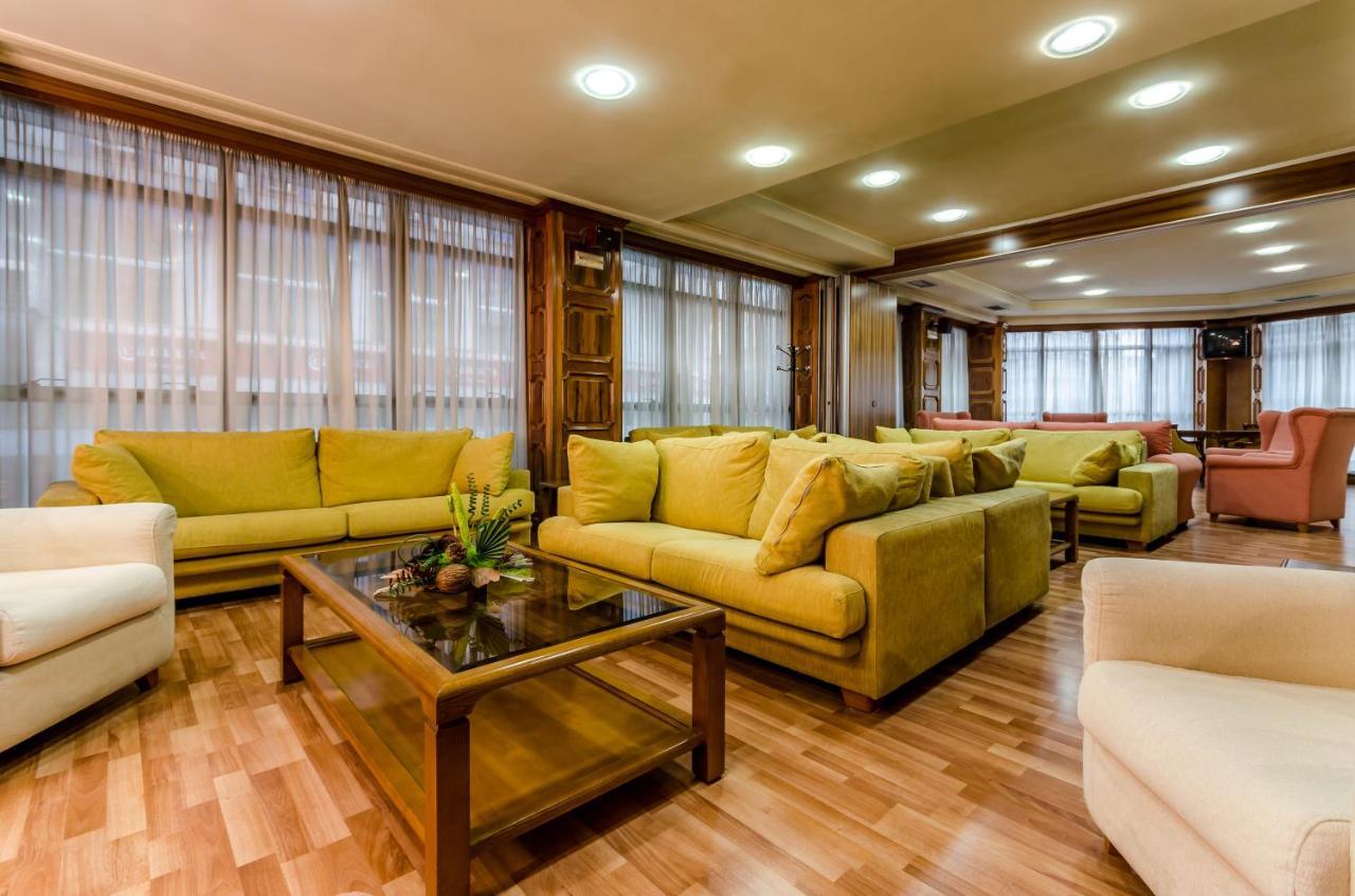 Hotel Princess Ουρένσε Εξωτερικό φωτογραφία