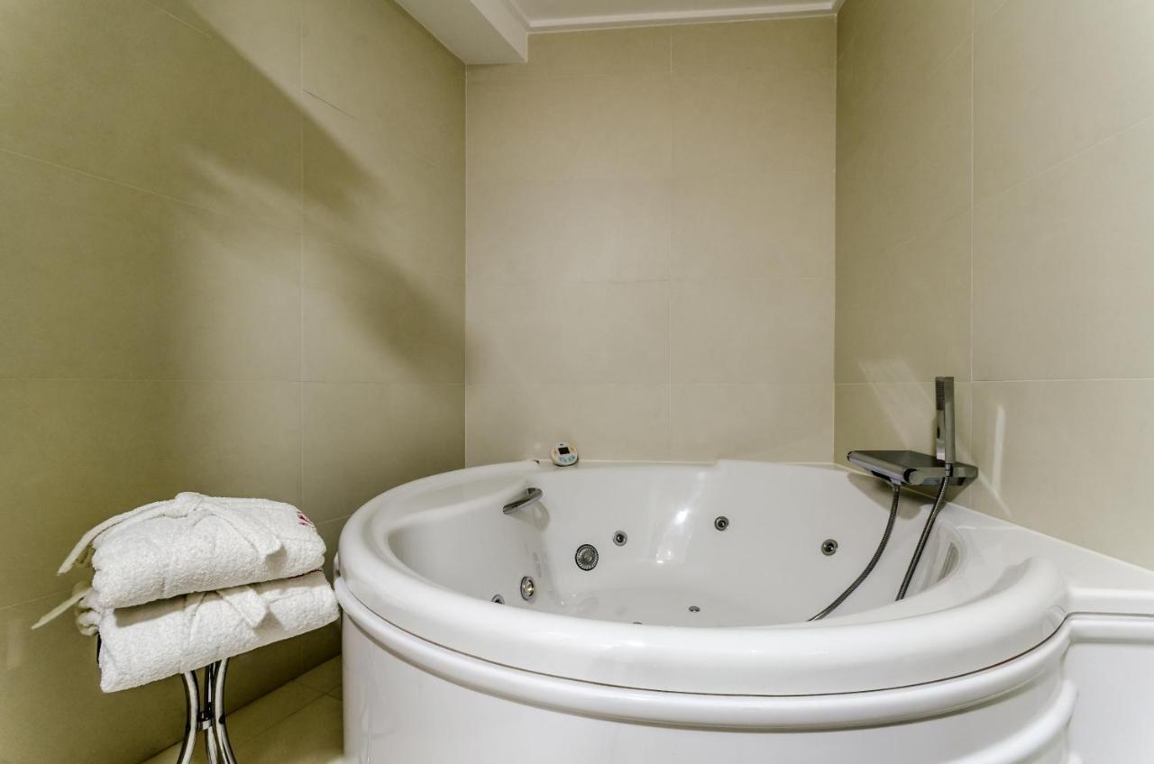 Hotel Princess Ουρένσε Εξωτερικό φωτογραφία