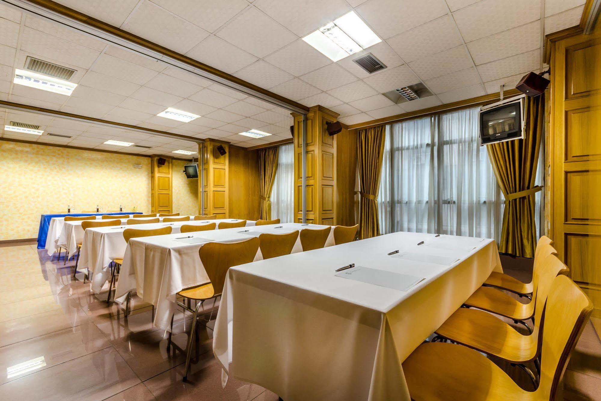 Hotel Princess Ουρένσε Εξωτερικό φωτογραφία
