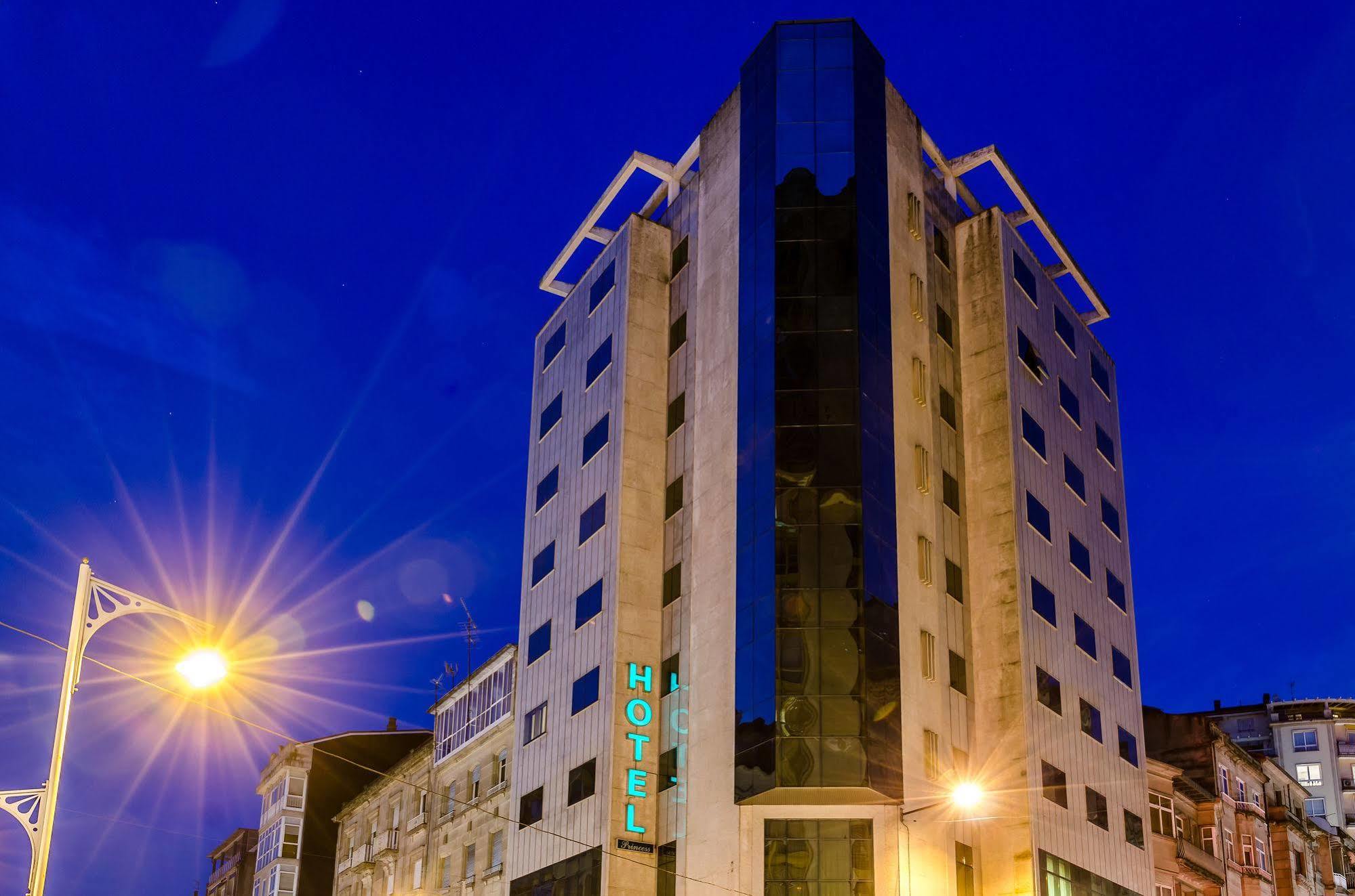 Hotel Princess Ουρένσε Εξωτερικό φωτογραφία